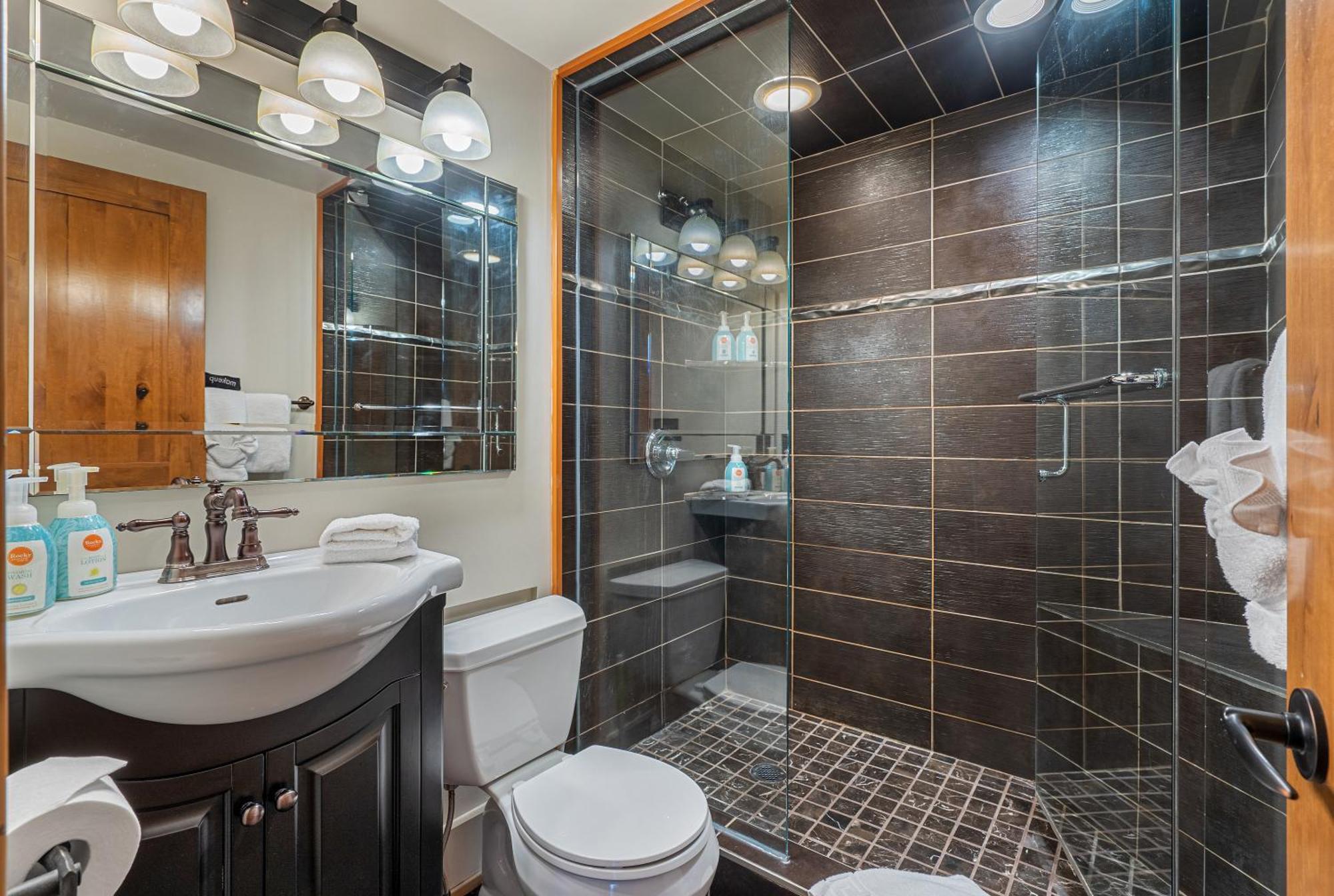 Апартаменти Parkland301 Sunlit 2,000 Ft² Penthouse With Mtn View Кенмор Екстер'єр фото